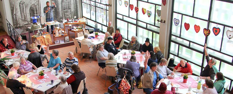 Bingo-Nachmittag im Café Feuerherz der Sozialkirche Gaarden