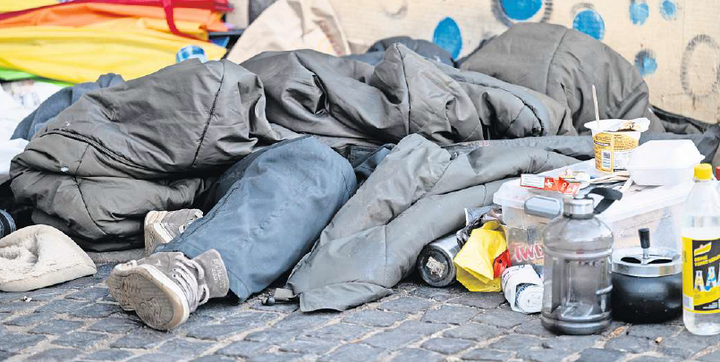 Immer mehr Menschen in Schleswig-Holstein sind von Wohnungslosigkeit betroffen.