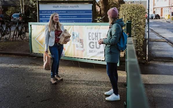 Spendenpakete für wohnungslose Menschen