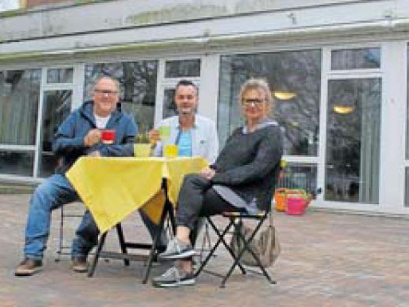 Auf einen Cappuccino im alten Kern Hassees